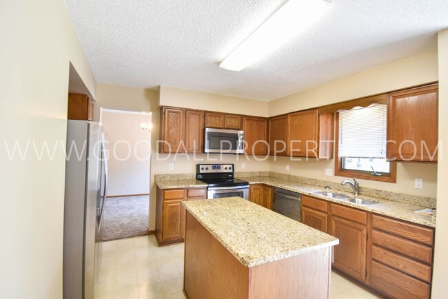 Foto del edificio - 3 Bedroom in West Des Moines Home for Rent