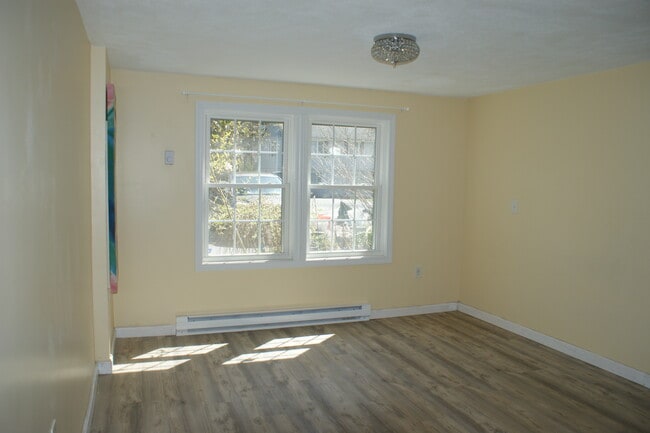 Building Photo - 18 Fayette Rd