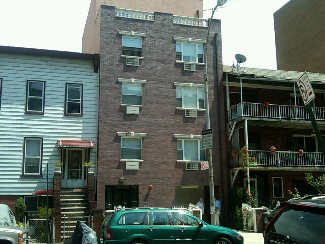 Building Photo - 30-37 30th St