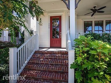 Building Photo - 3 br, 3.5 bath House - 400 Ripley Ln