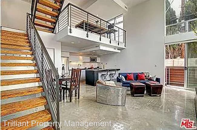 Building Photo - 1 br, 2 bath House - 333 S. Wilton Place A...