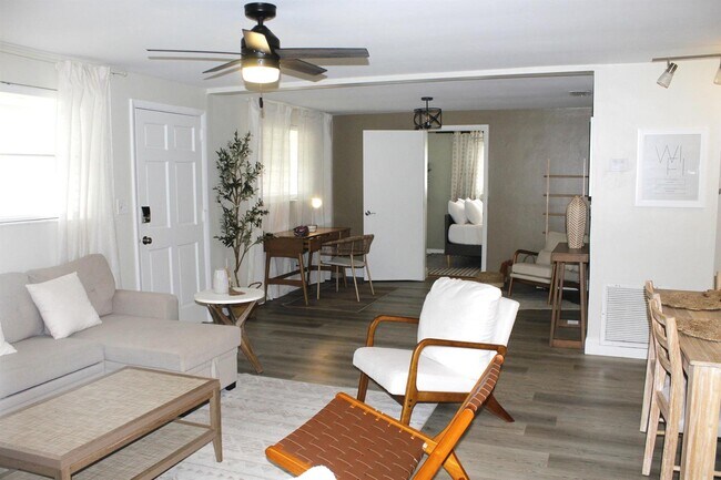 Foto del edificio - 5893 Williamson Rd