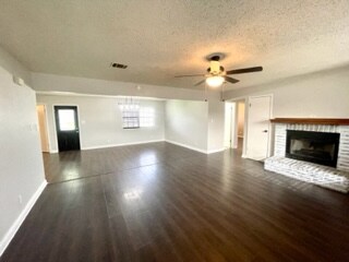 Foto del edificio - 396 Fernwood Dr