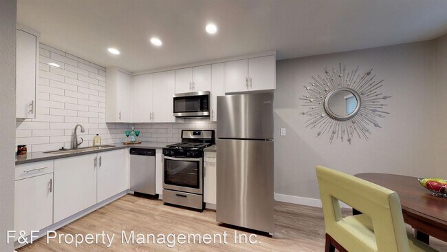 Foto del edificio - 303 W Clemmens Ln
