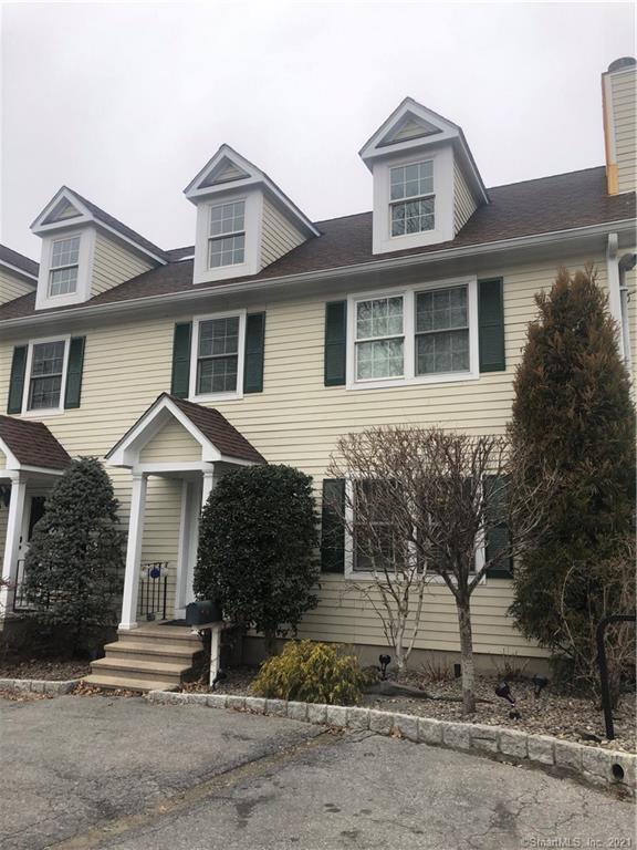 42 Valley Rd Unit B, Greenwich, CT 06831 Condo for Rent in Greenwich