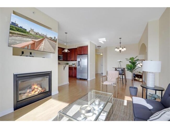 Building Photo - 500 E Grant St