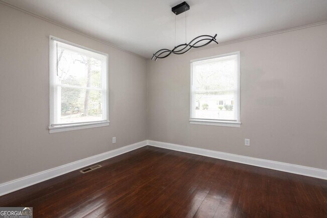 Foto del edificio - 1854 Broadwell St SW