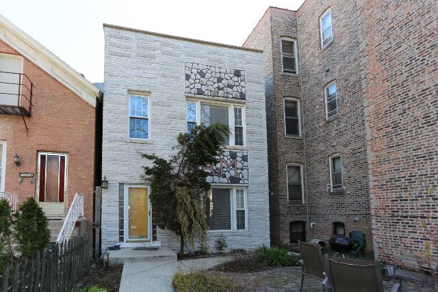 Building Photo - 1411 N Wicker Park Ave