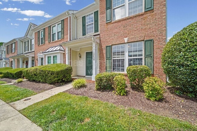 12439 Blossoming Ct