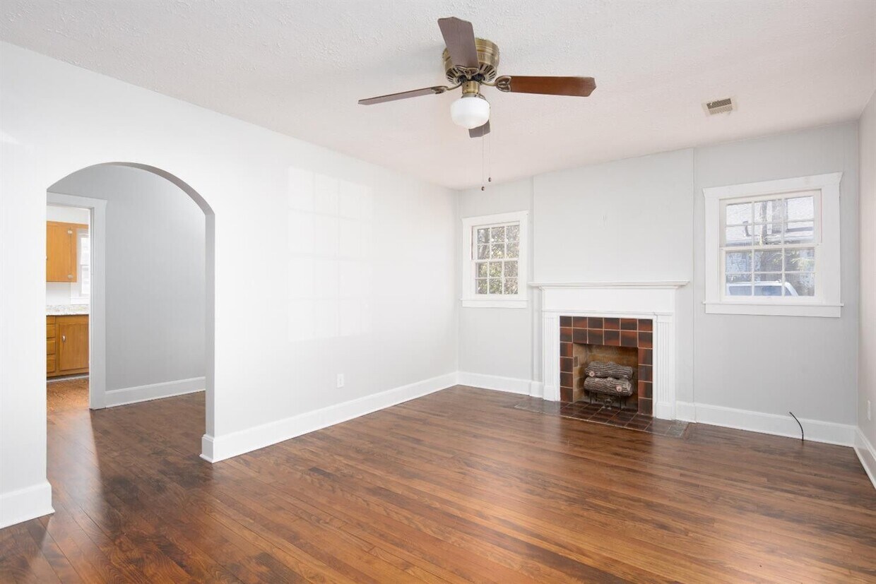 Foto principal - 1220 Hammond Ave