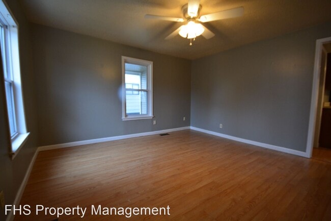 Building Photo - 2 br, 1 bath House - 723 N Forest Avenue
