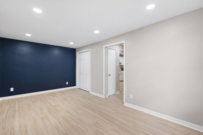 Foto del edificio - 548 Ridge Ave
