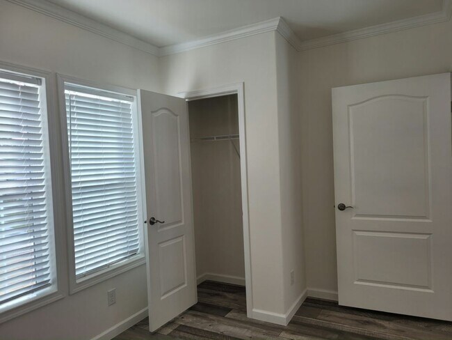 Foto del edificio - 5605 Laura St