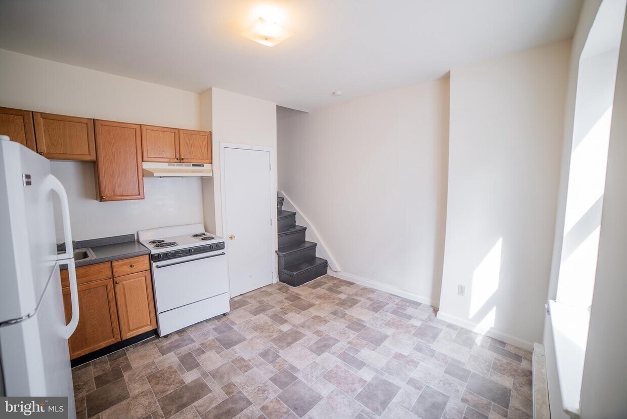 Foto principal - 1305 N Lawrence St