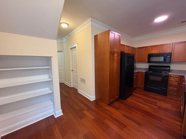 Building Photo - PRE-LEASING FOR AUGUST 2026!