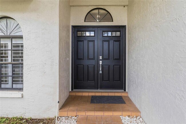 Building Photo - 2110 Laindale Pl