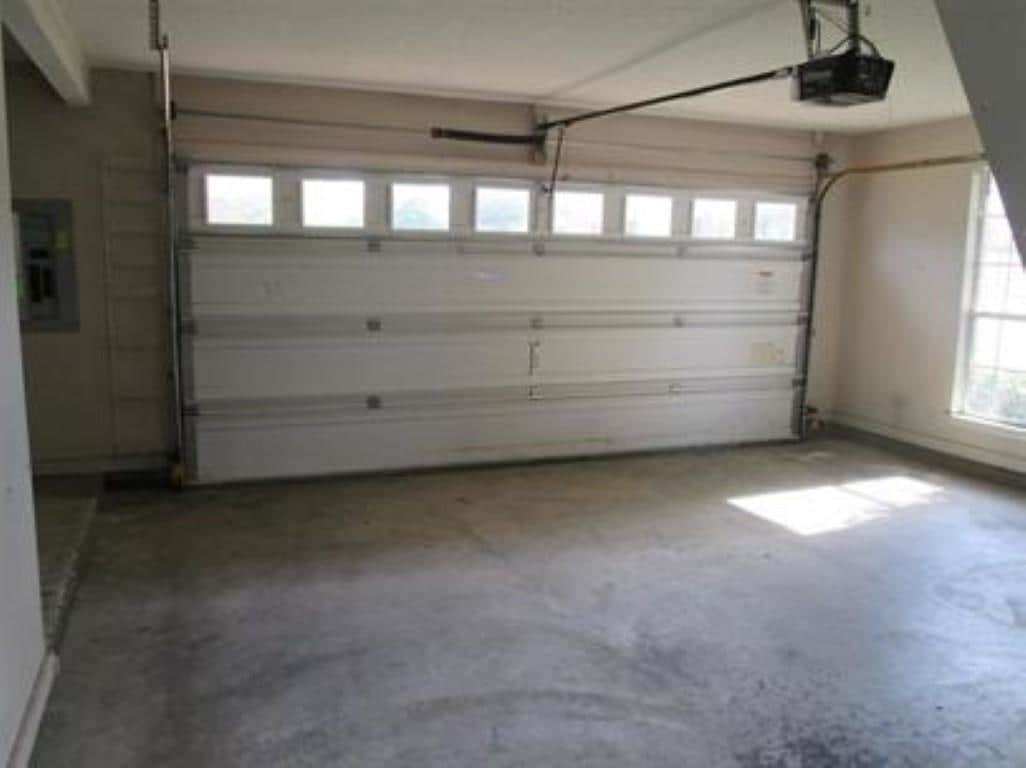 Building Photo - 3864 Walden Meadow Dr