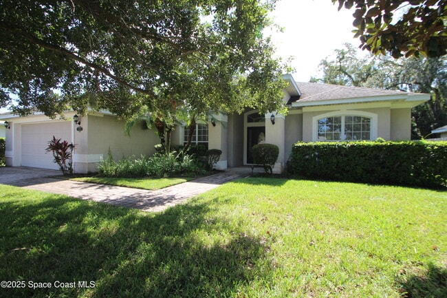 Building Photo - 2295 Botanica Cir