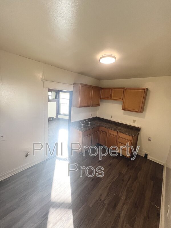 Foto del edificio - 2664 N 25th St