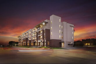 Building Photo - Magnolia on Main