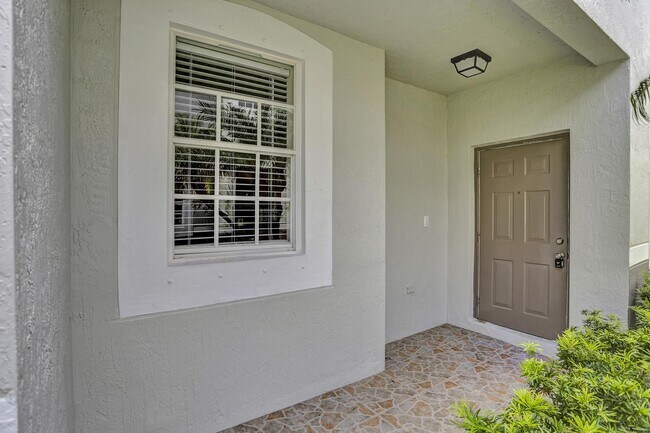 Building Photo - 3856 San Simeon Cir