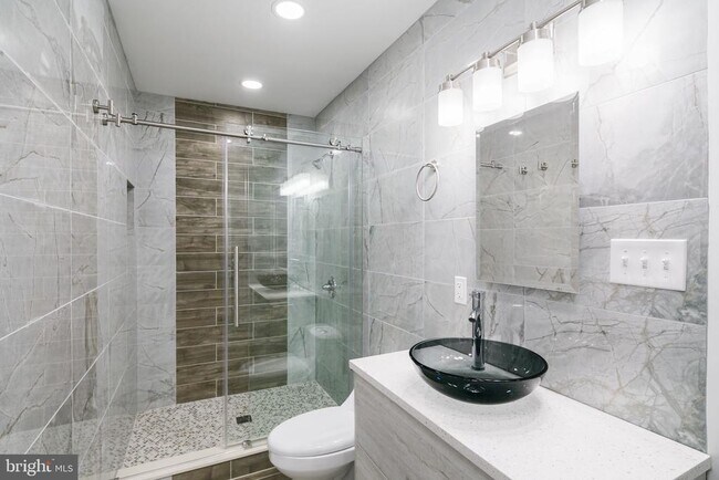 Foto del edificio - 2950 Kensington Ave