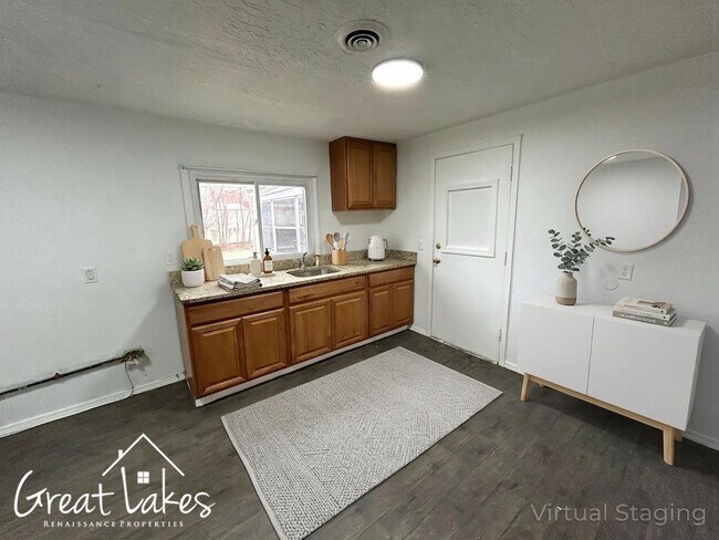 Foto del edificio - Beautiful 2 Bedroom 1 Bathroom now available for rent!