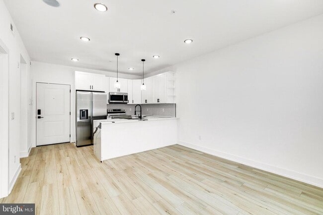 Building Photo - 2054 N 2nd St