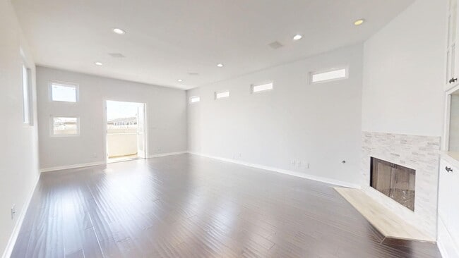 Foto del edificio - 3BD/3BA Beautiful Mediterranean Home