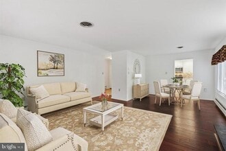 Building Photo - 201 Chandler Dr