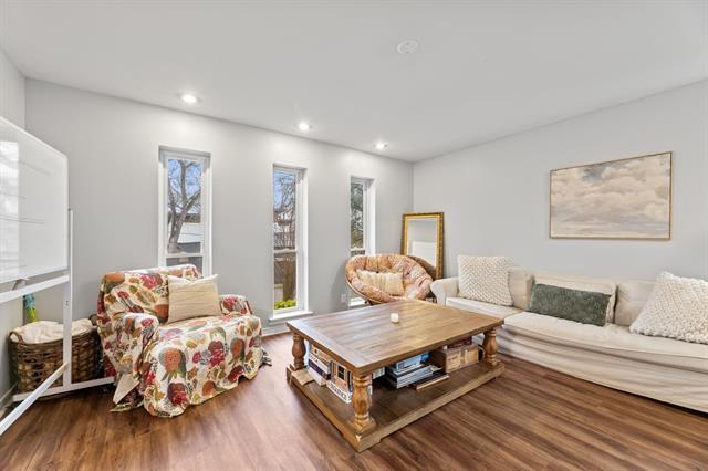 Foto del edificio - 9418 Northpoint Dr