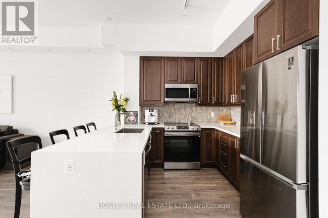 Photo du bâtiment - 1-311 Hume St