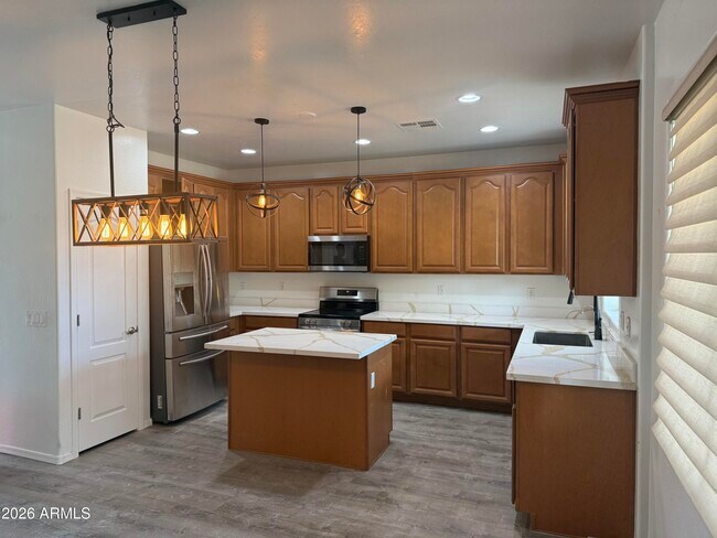 Building Photo - 11336 E Sonrisa Ave