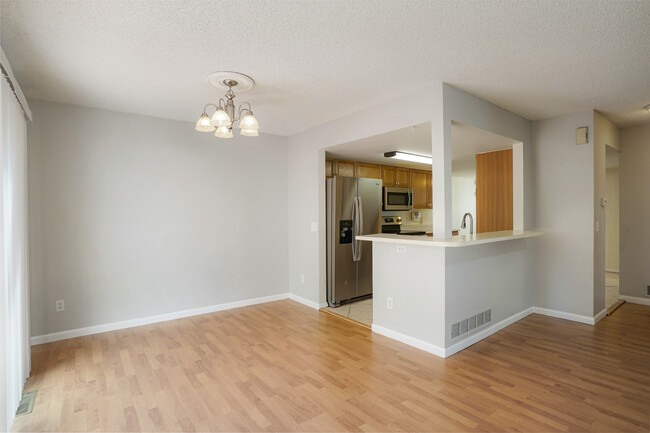 Building Photo - 11642 E Cornell Cir