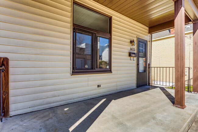 Foto del edificio - 1622 Westmont Ave