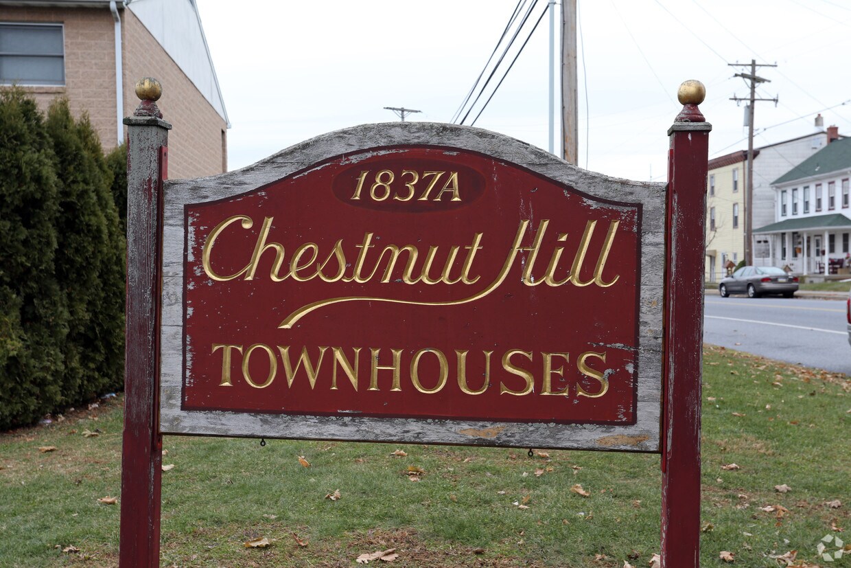 Foto del edificio - Chestnut Hill Townhouses