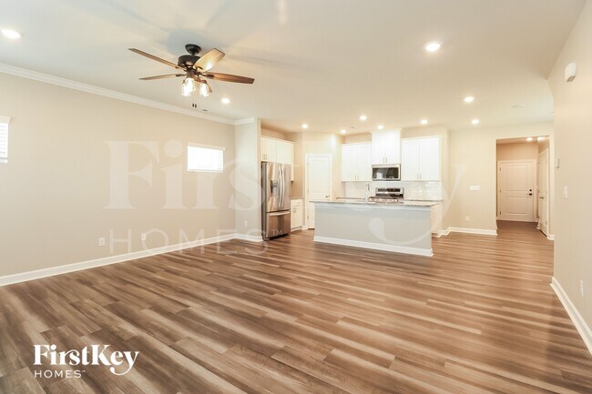 Foto del edificio - 4003 Armstrong Farm Dr