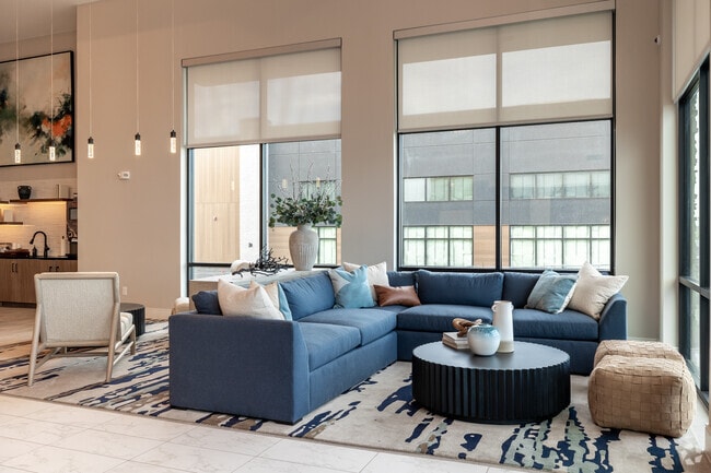 Lobby Lounge - Grand Station Lofts