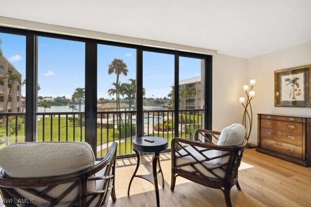 Foto del edificio - 3000 Gulf Shore Blvd N