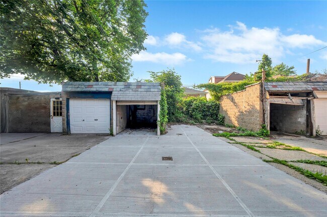 Foto del edificio - 140-13 Mulberry Ave