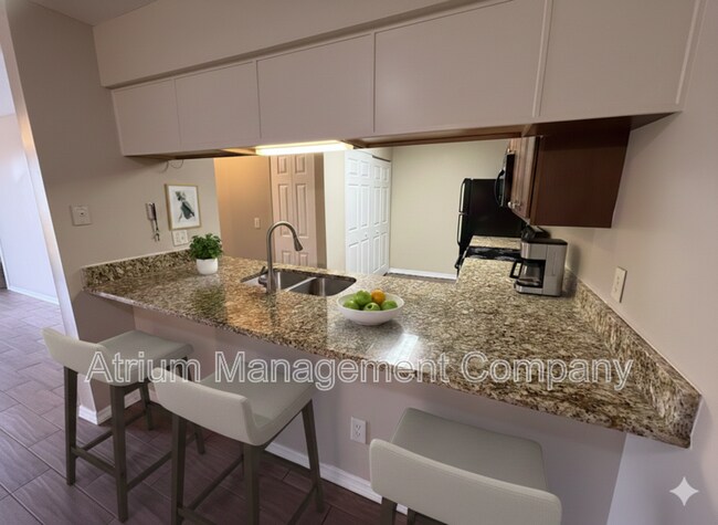 Foto del edificio - 610 Kenwick Cir