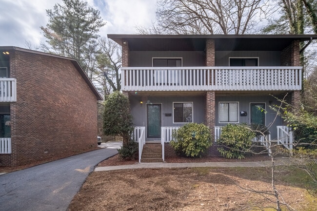 Photo - 72 Greenville Hwy Townhome