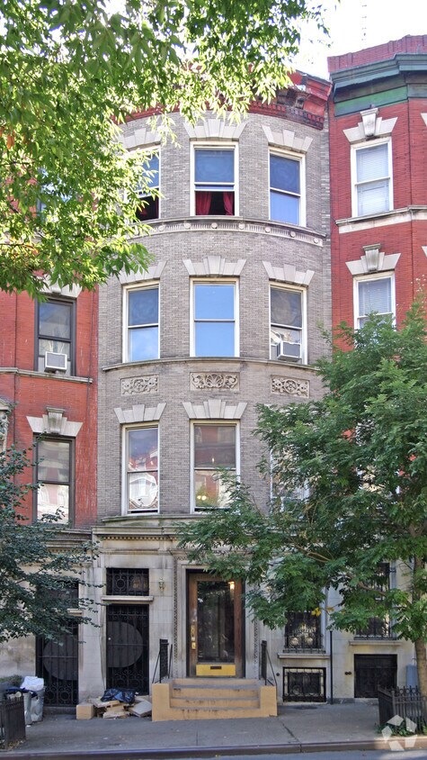 Primary Photo - 472 W 141st St