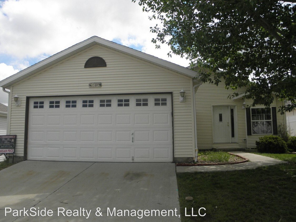 Primary Photo - 4 br, 2 bath House - 5698 Alcott Street