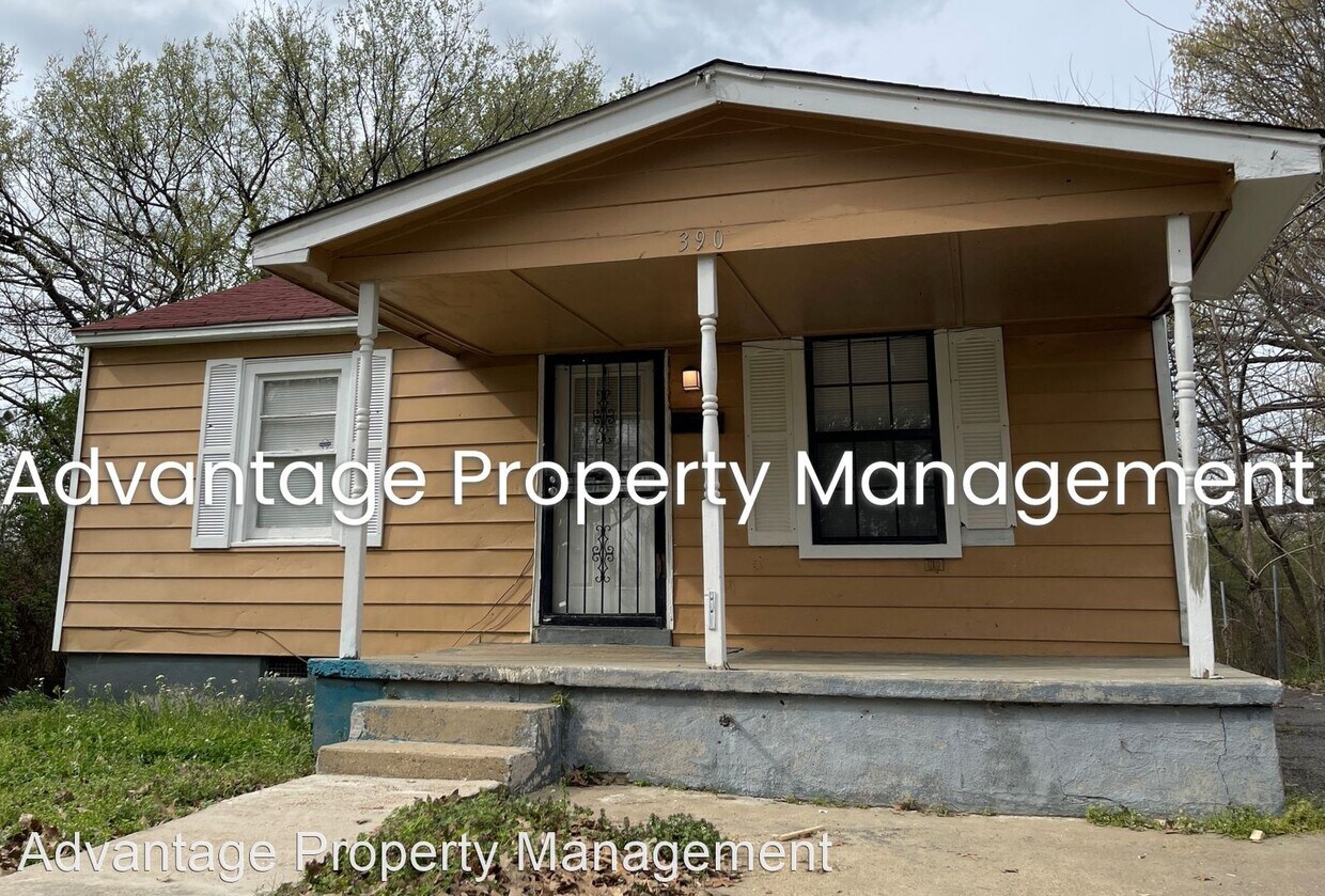 3 br, 2 bath House 390 Dixie Rd. House for Rent in Memphis, TN