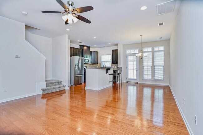 Photo - 405 Christiane Way Apartment