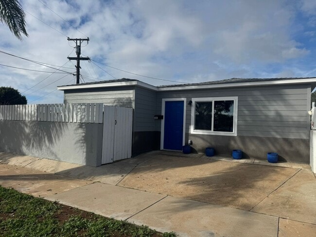 Building Photo - Modern & Newly Renovated 2-Bed, 1-Bath Unit in National City!