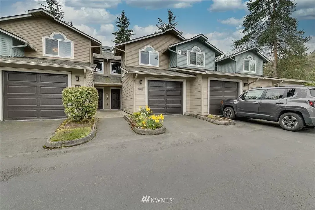 Exterior of the house - 4356 W Lake Sammamish Pky SE