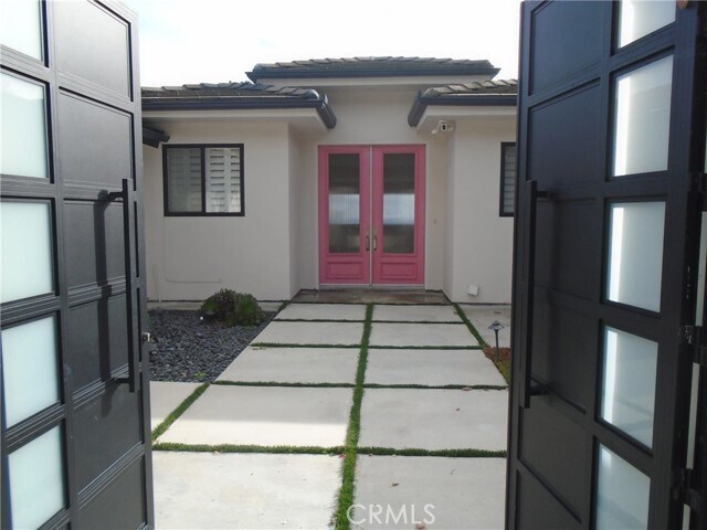 Foto del edificio - 790 Vía Santa Catarina