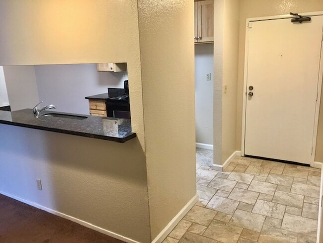 Building Photo - 2 Bed 2 Bath Condo in San Pablo -- COMING ...